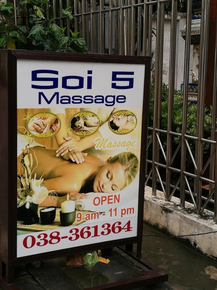 Soi 5 Apartment Pattaya Eksteriør billede