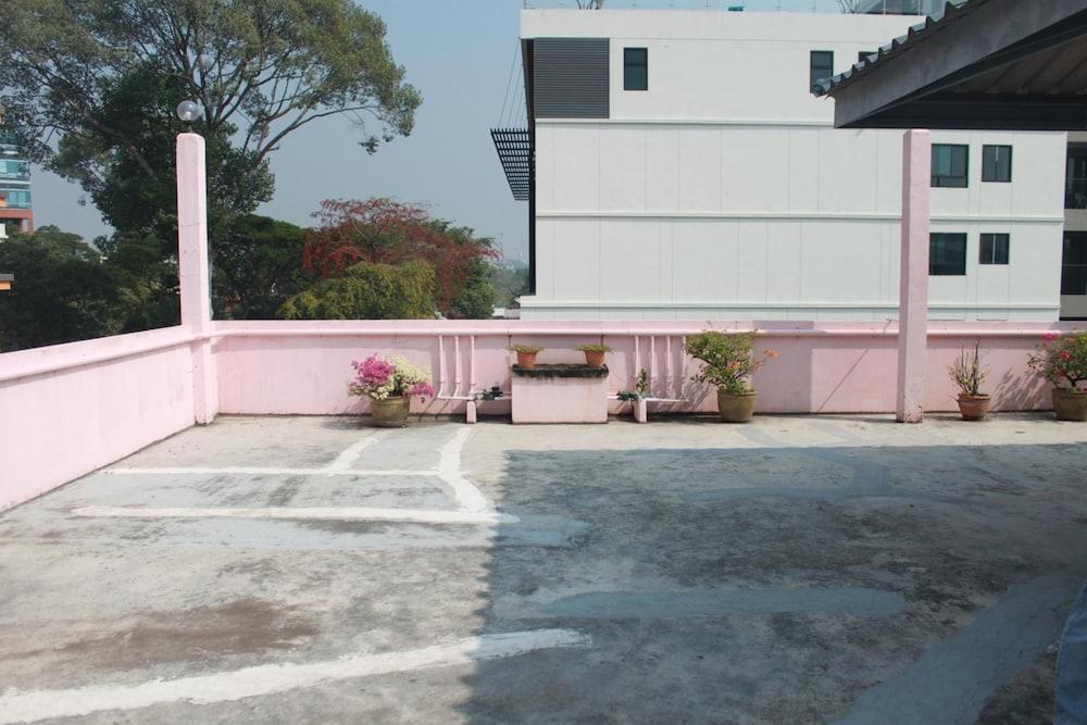 Soi 5 Apartment Pattaya Eksteriør billede